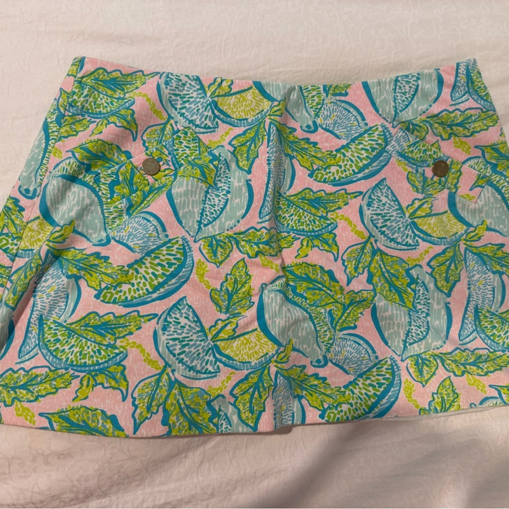 Lilly Pulitzer 
EUC L Madison skort 
vitamin sea 
sf/pf home
